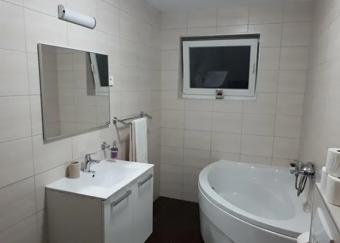 Spider Appartement Pirovac